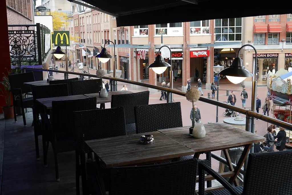 Crown Inn Eindhoven Hotel