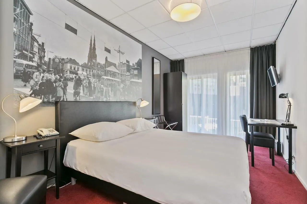 Crown Inn Eindhoven Hotel